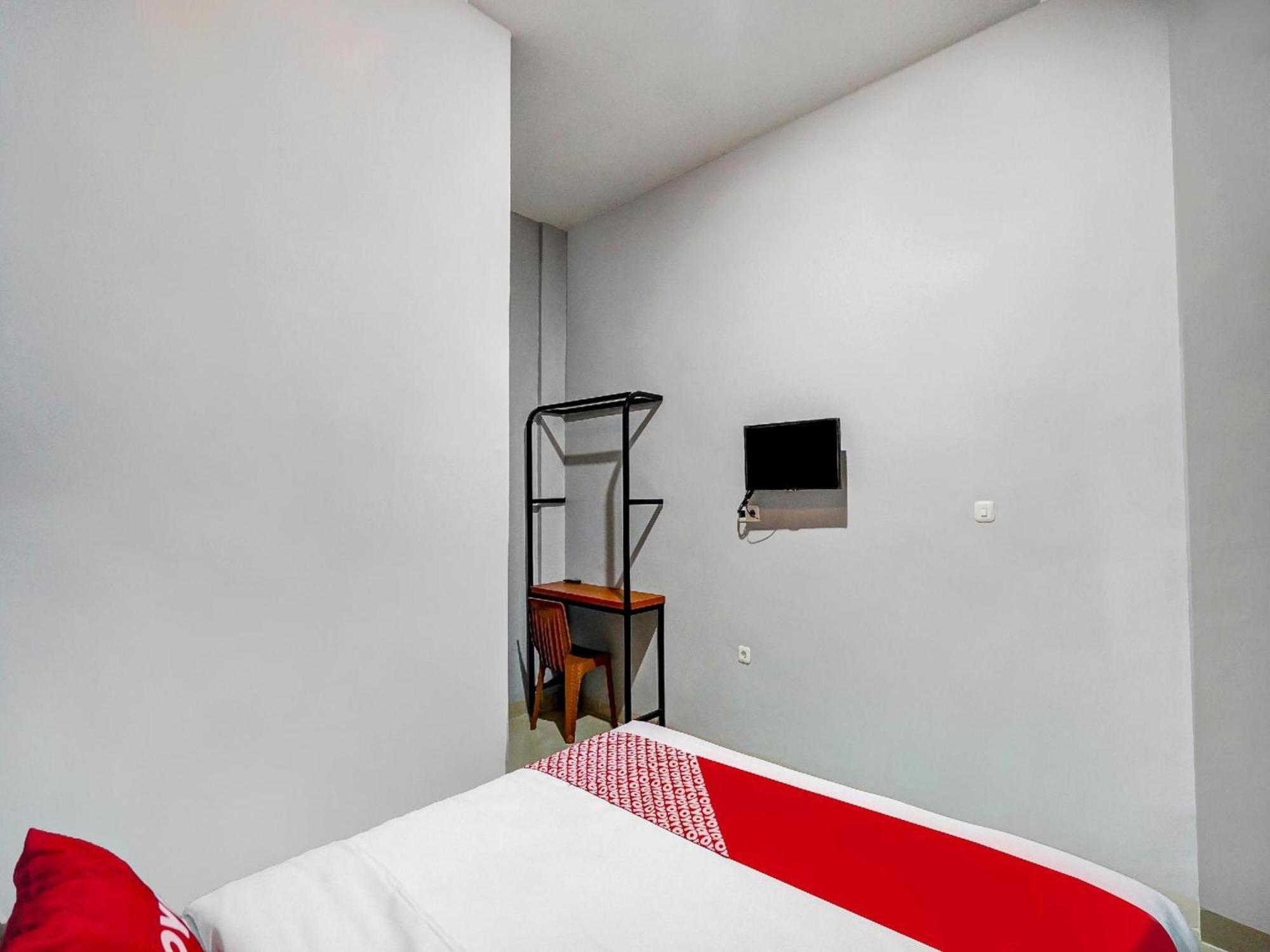Hotel O Beda Arga Near Rs Royal Prima Ayahanda メダン エクステリア 写真